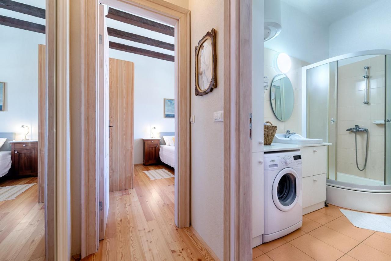 Apartment Lilly Віс Екстер'єр фото